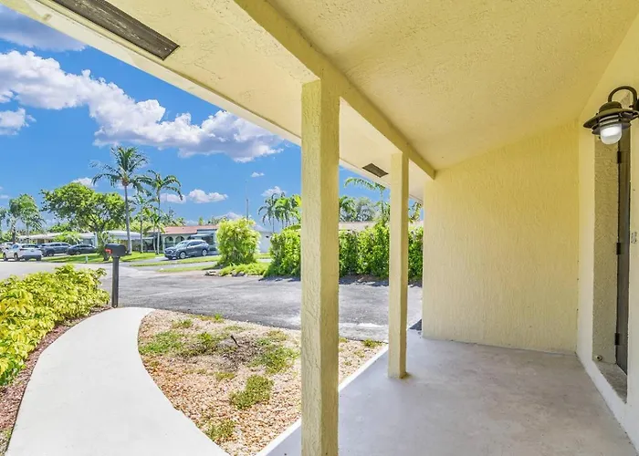 Surfs Up - 4 Bdrm House W Pool