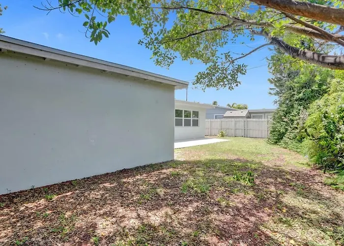 Relaxing 3Br Home Yard 10 Min To Beach